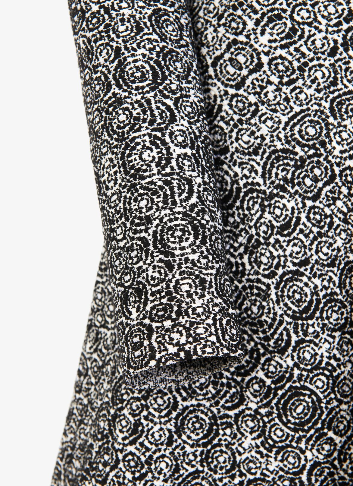 Robe évasée
 ALAÏA ROBE ÉVASÉE
 NOIR/BLANC